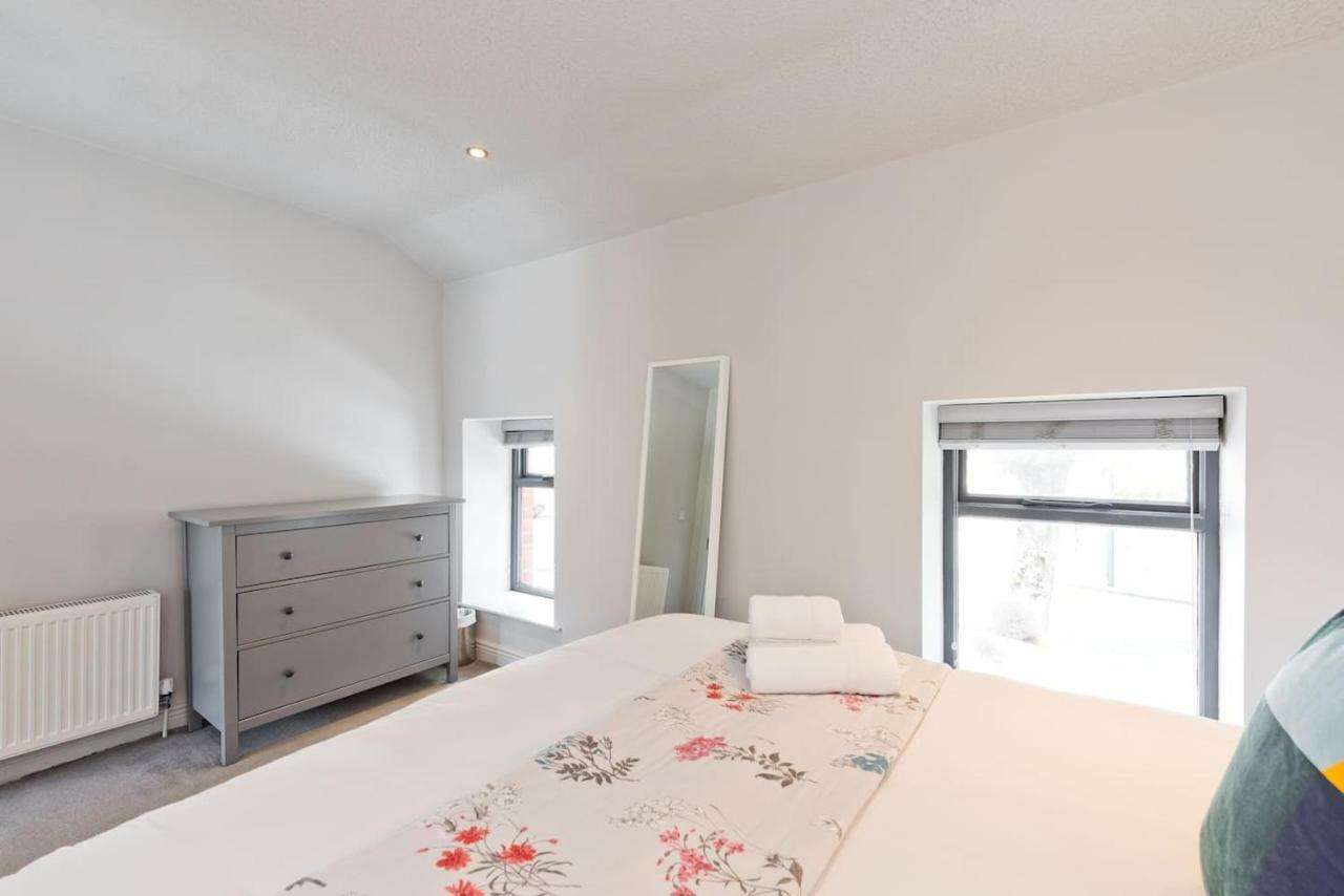 The Edge Suite - Hiphipstay Dublin Eksteriør bilde