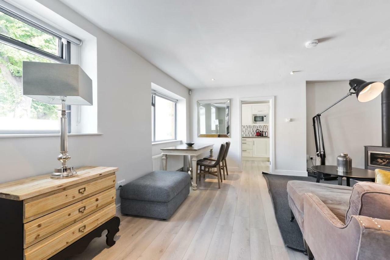 The Edge Suite - Hiphipstay Dublin Eksteriør bilde