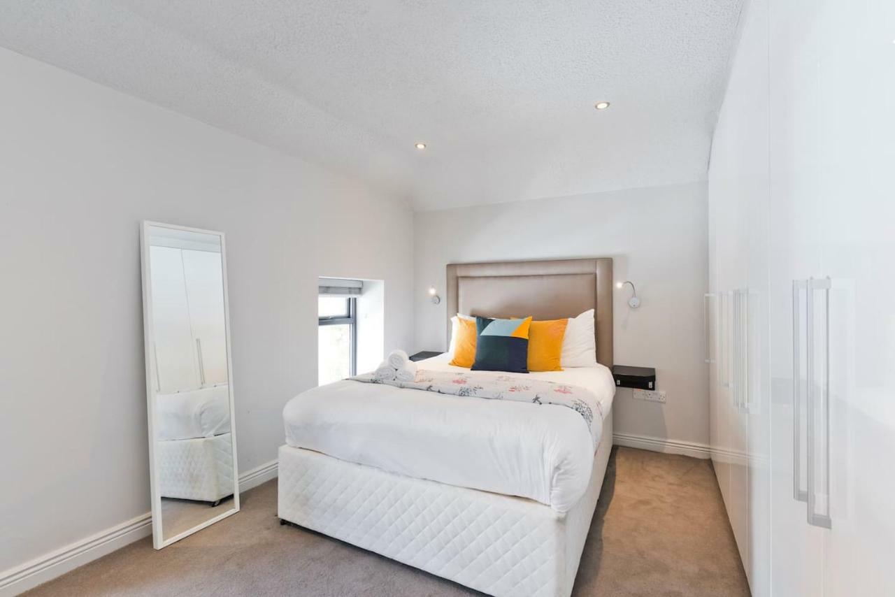 The Edge Suite - Hiphipstay Dublin Eksteriør bilde