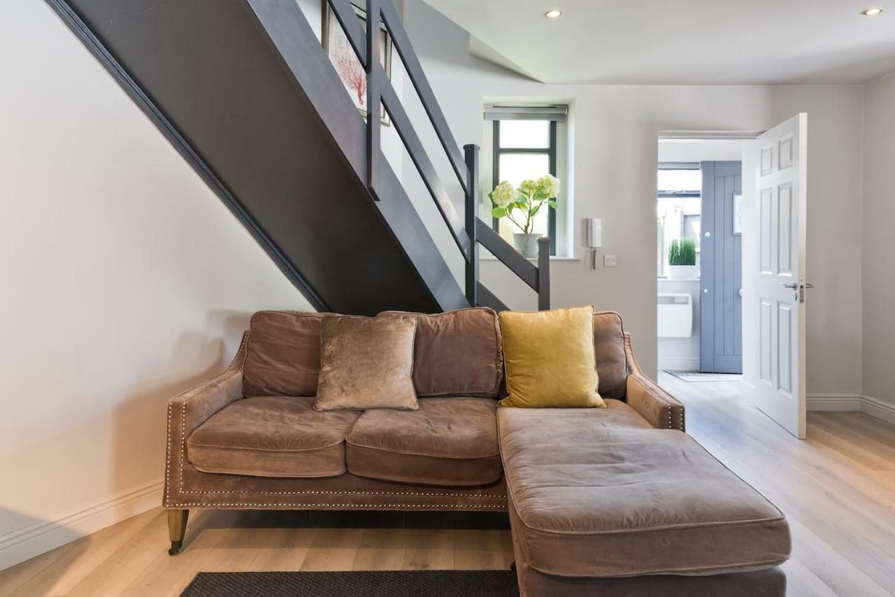 The Edge Suite - Hiphipstay Dublin Eksteriør bilde