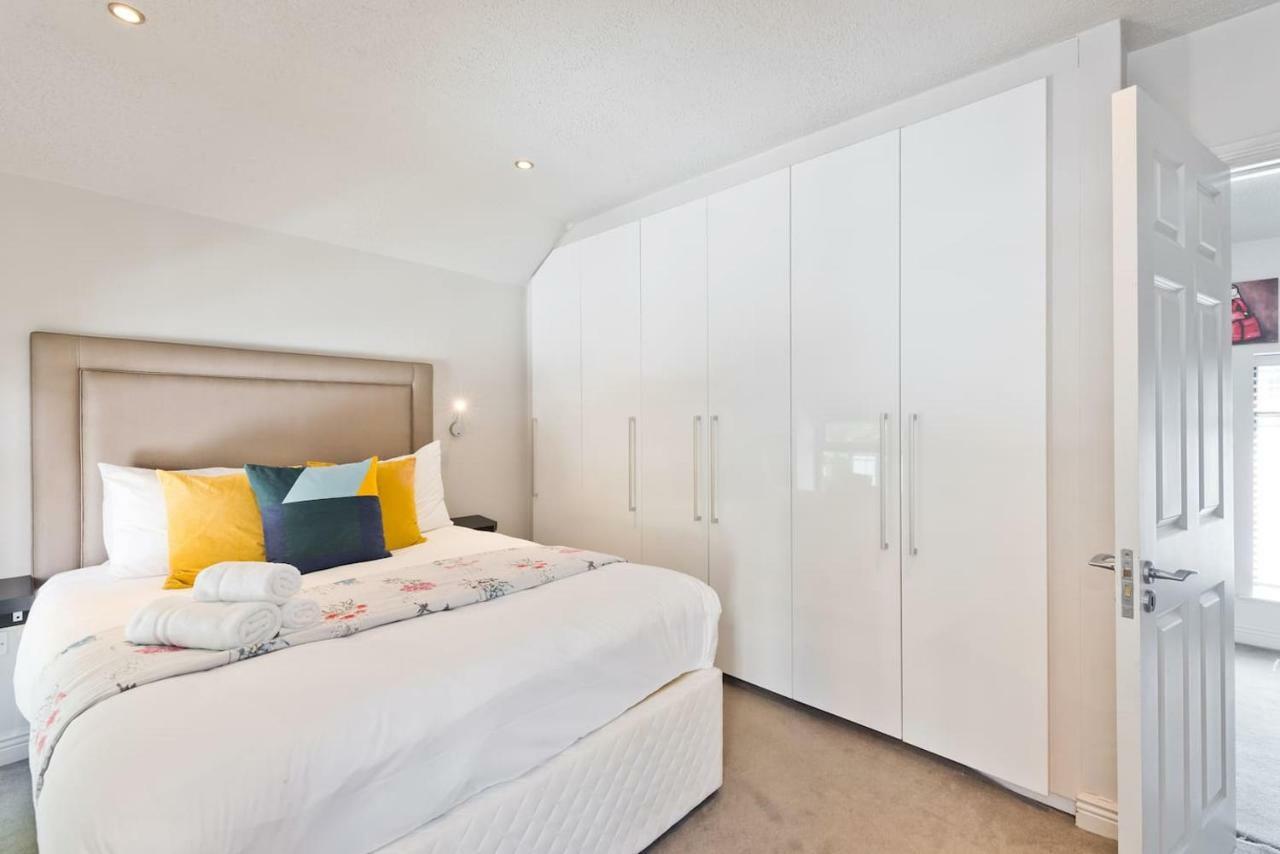 The Edge Suite - Hiphipstay Dublin Eksteriør bilde